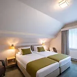 Hotel La Barriere De Transinne 3*