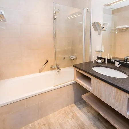 La Barriere De Transinne 3*