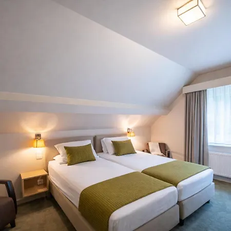 Hotel La Barriere De Transinne 3*