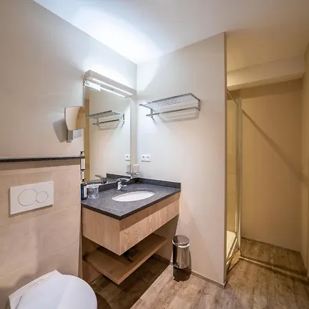 فندق La Barriere De Transinne