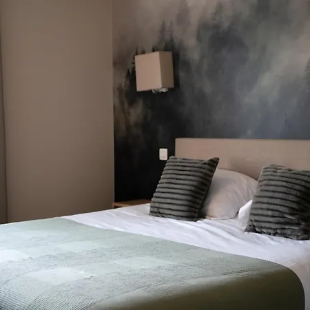 Hotel La Barriere De Transinne 3*
